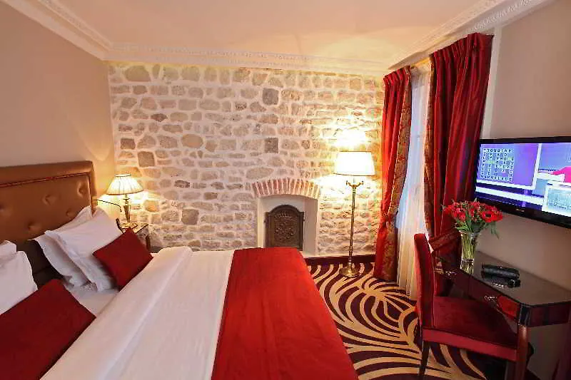 Du Beaumont 4* פריז